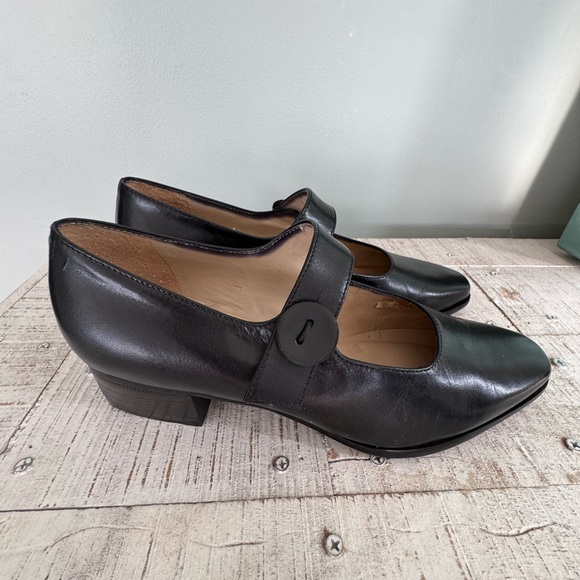 Enzo Angiolini Black Leather Loafers - Picture 4 of 11